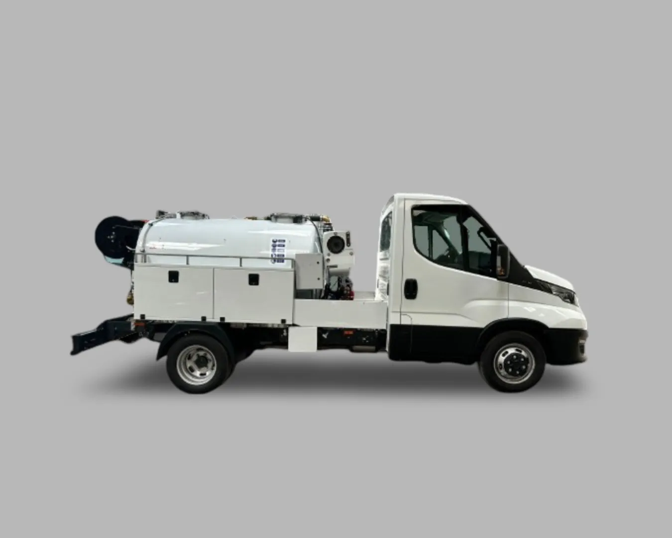 IVECO_DAILY_35C16_COMBI_BASIC_01